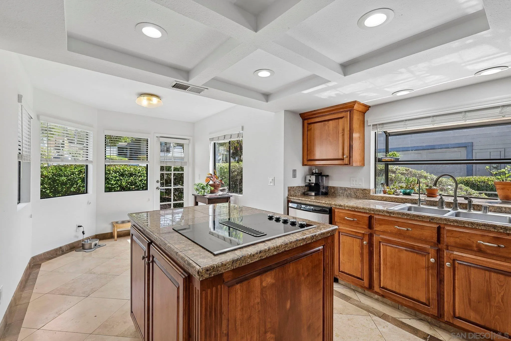 Photo #22: 260013818 Listing: Photo #22