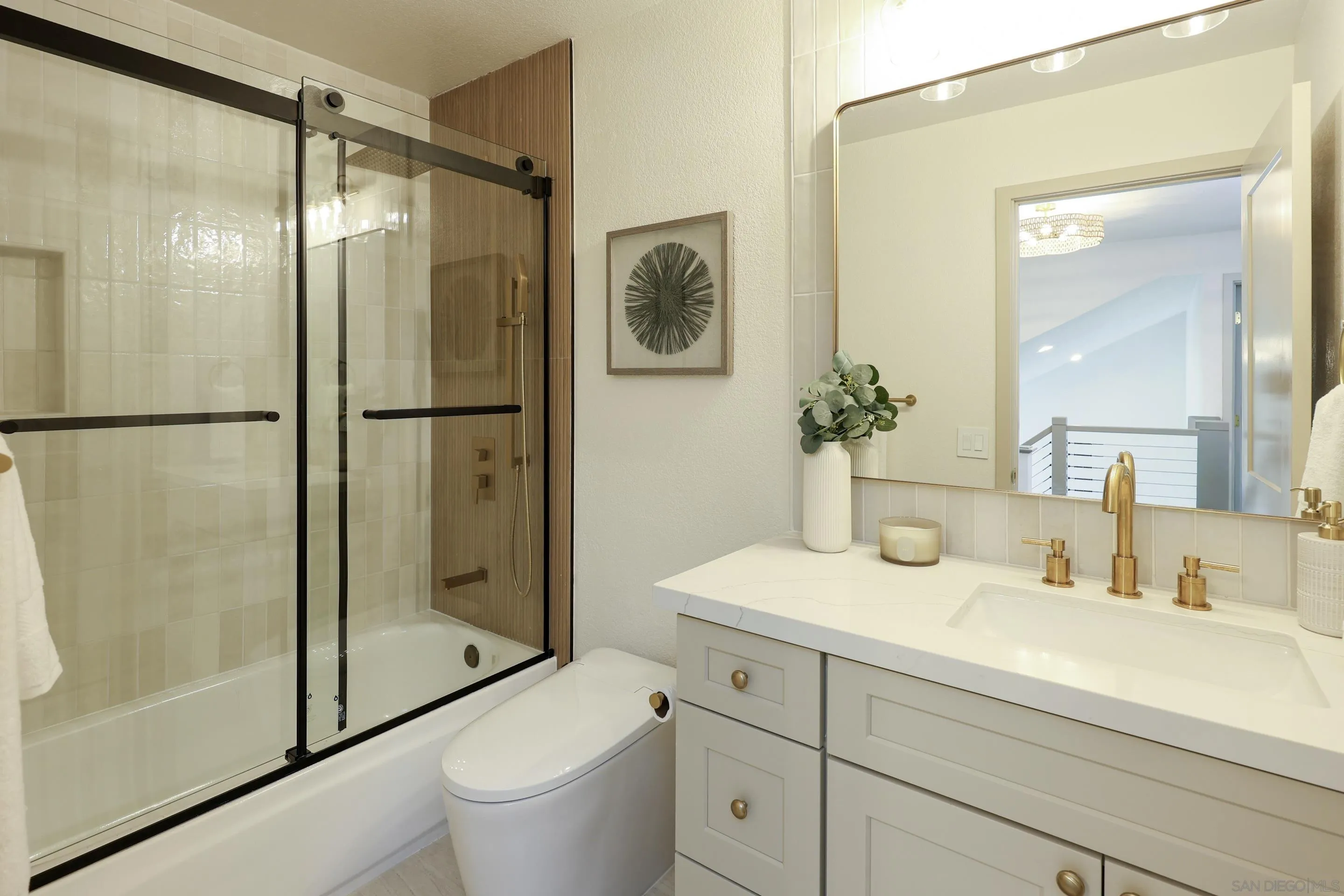 https://cdn.realtyfeed.com/cdn/127/260013821/42f53b99af371b2ad5d895f571486e2c.webp