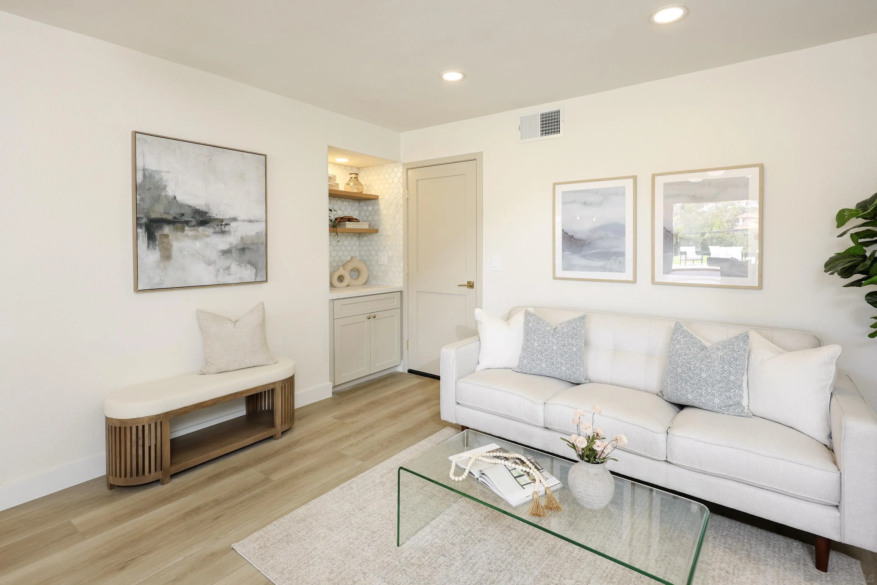 https://cdn.realtyfeed.com/cdn/127/260013821/9485bd4f21a8d0bf602ba80764d301da.webp