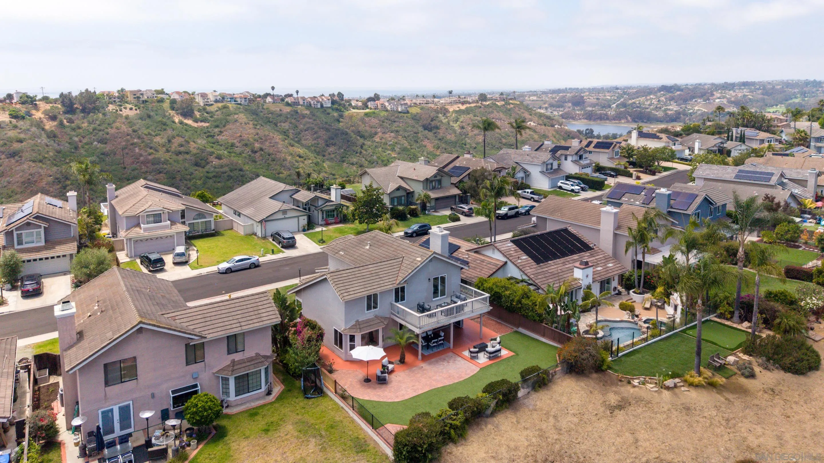 https://cdn.realtyfeed.com/cdn/127/260013821/c8c6995ebb7cd1fba41bdbb77cf4a6d6.webp