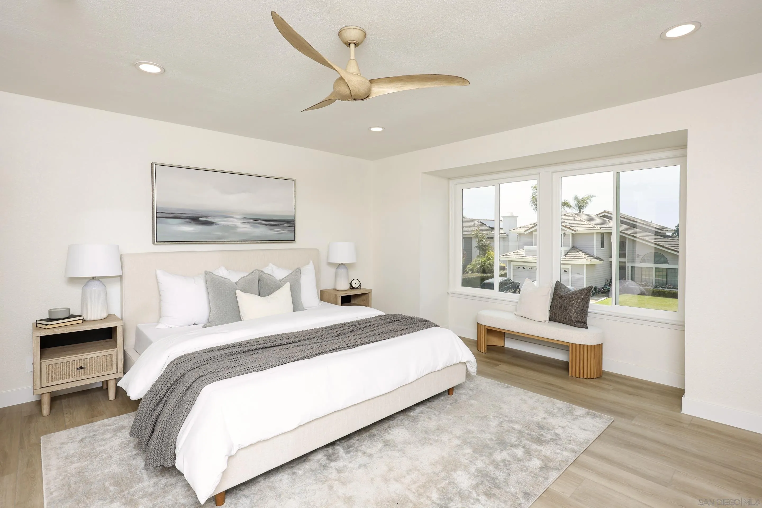 https://cdn.realtyfeed.com/cdn/127/260013821/ede3ef130805bfa4f14adcc799765c7e.webp