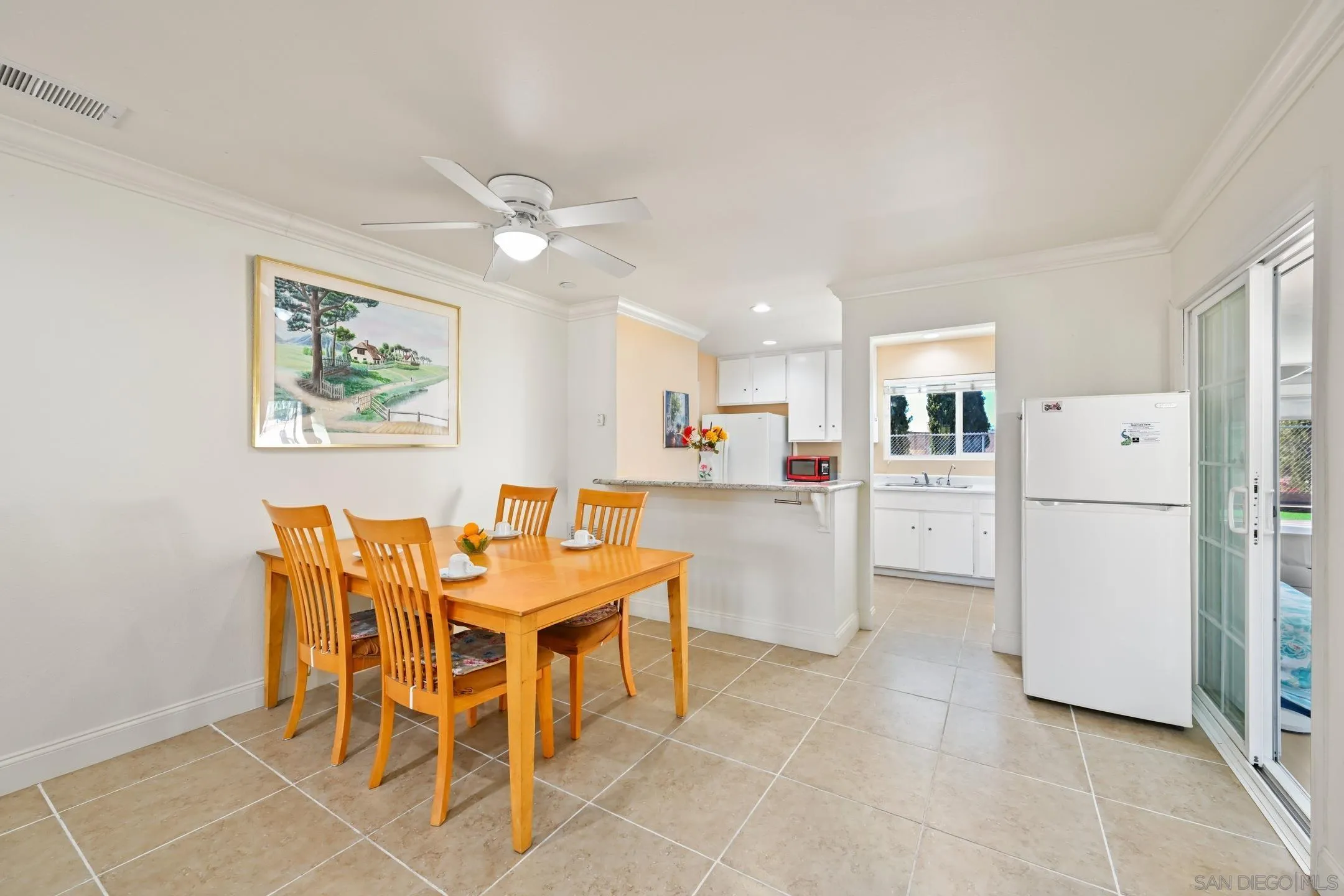 Photo #8: 260013825 Listing: Photo #8