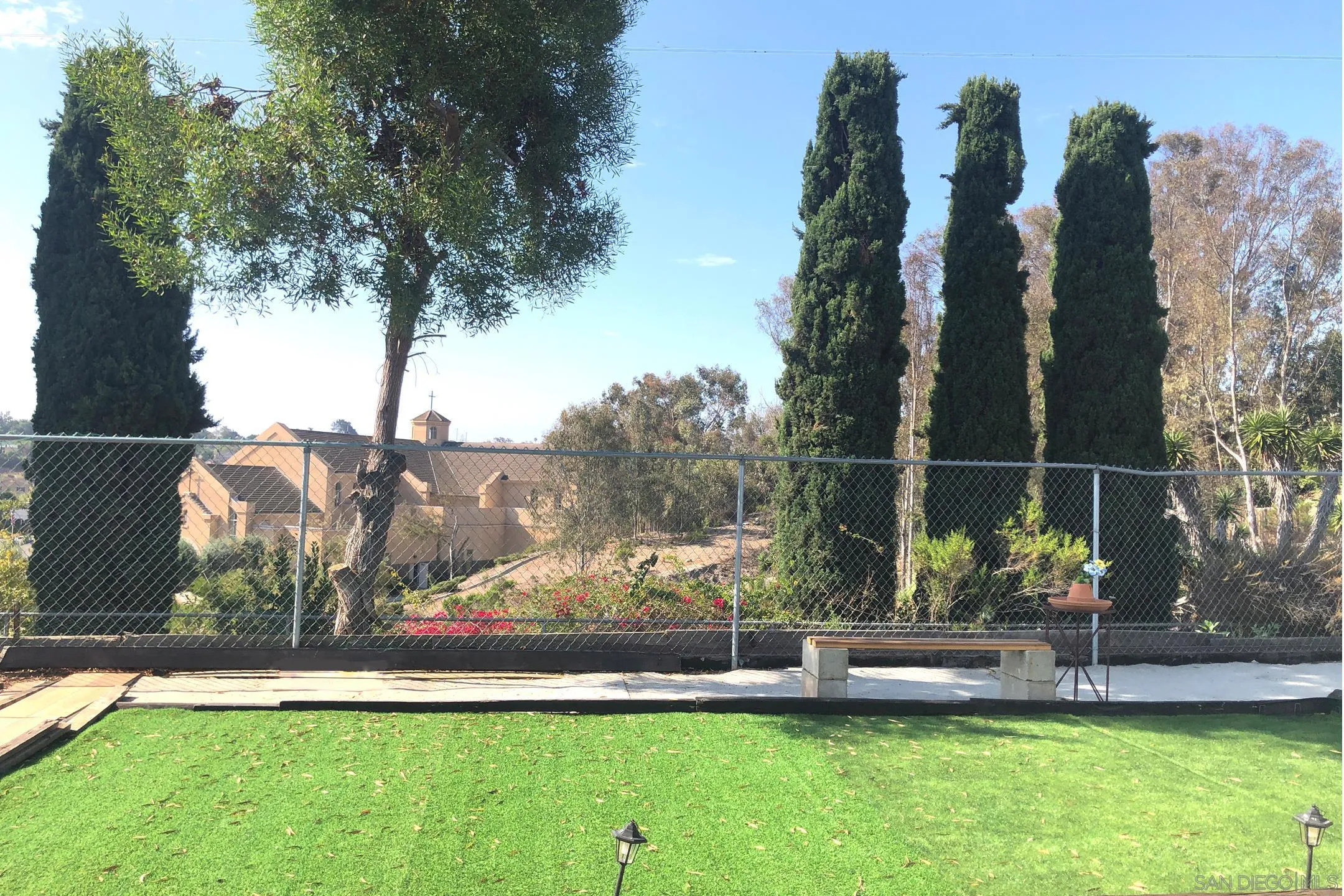 Photo #3: 260013825 Listing: Photo #3