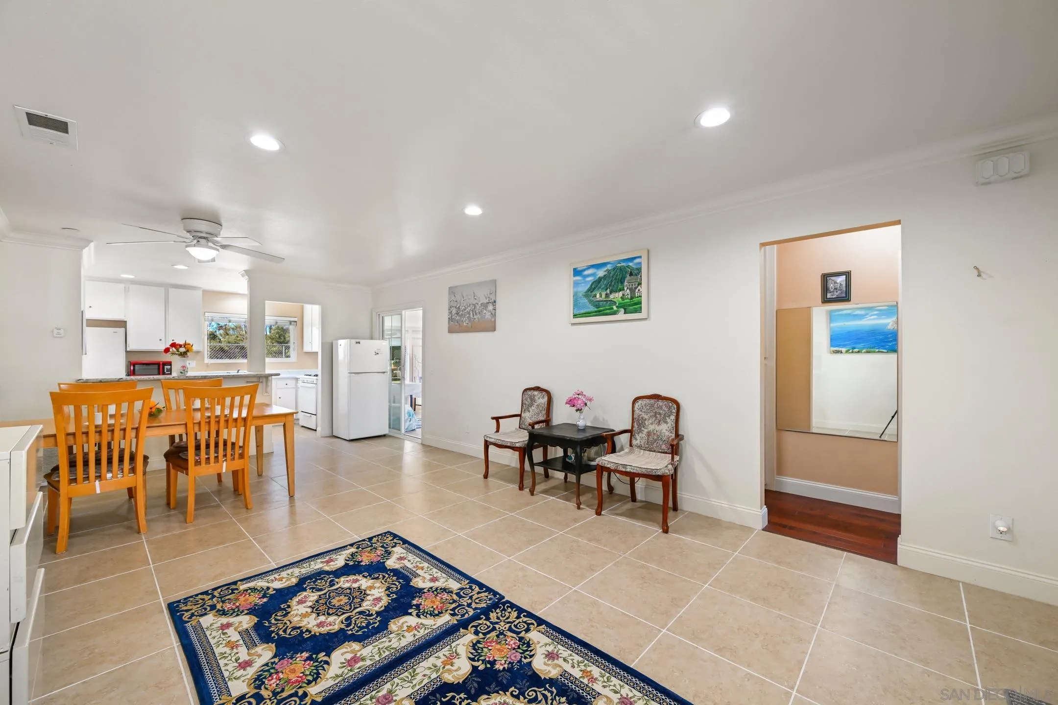 Photo #6: 260013825 Listing: Photo #6