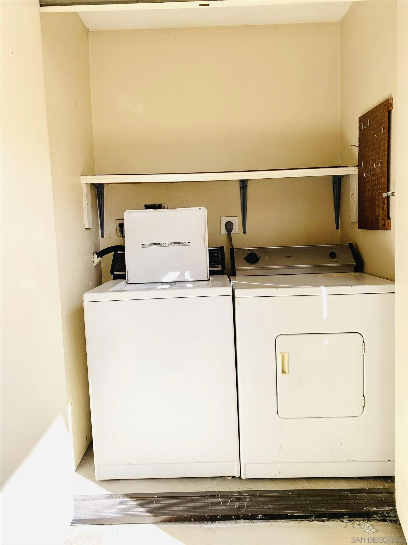https://cdn.realtyfeed.com/cdn/127/260013826/b5a72afe1cc9ee96c0539feab56c74d4.webp
