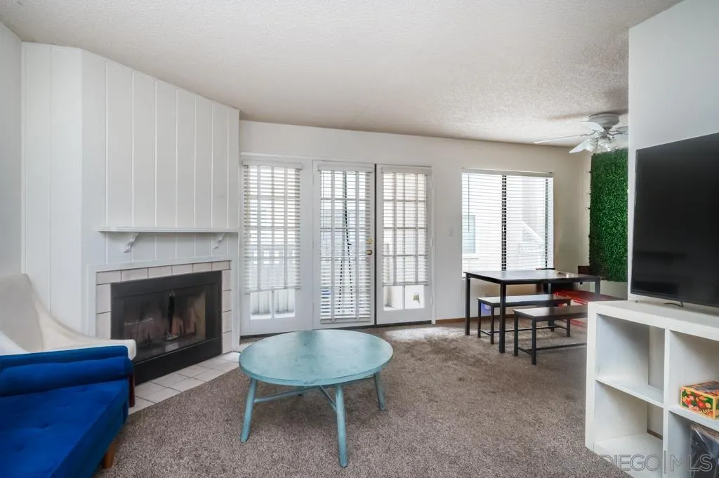 https://cdn.realtyfeed.com/cdn/127/260013826/fabf2b5eec2c4360d42b2532a0b93182.webp