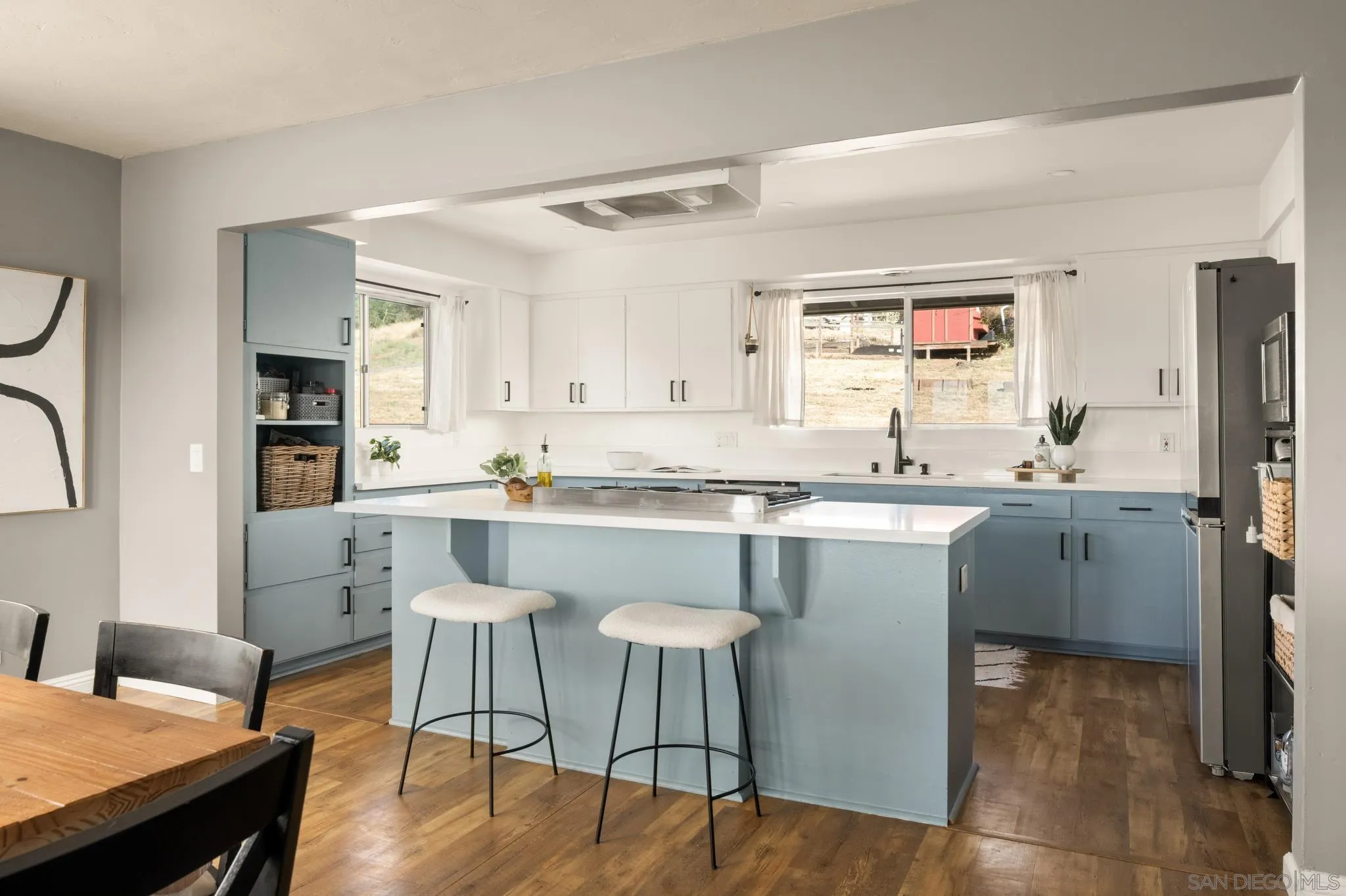 https://cdn.realtyfeed.com/cdn/127/260013827/507b591c806bc9a566466886baa47c5e.webp