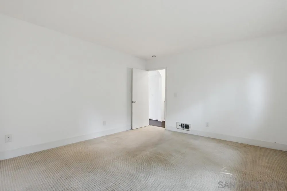 Photo #21: 260013829 Listing: Photo #21