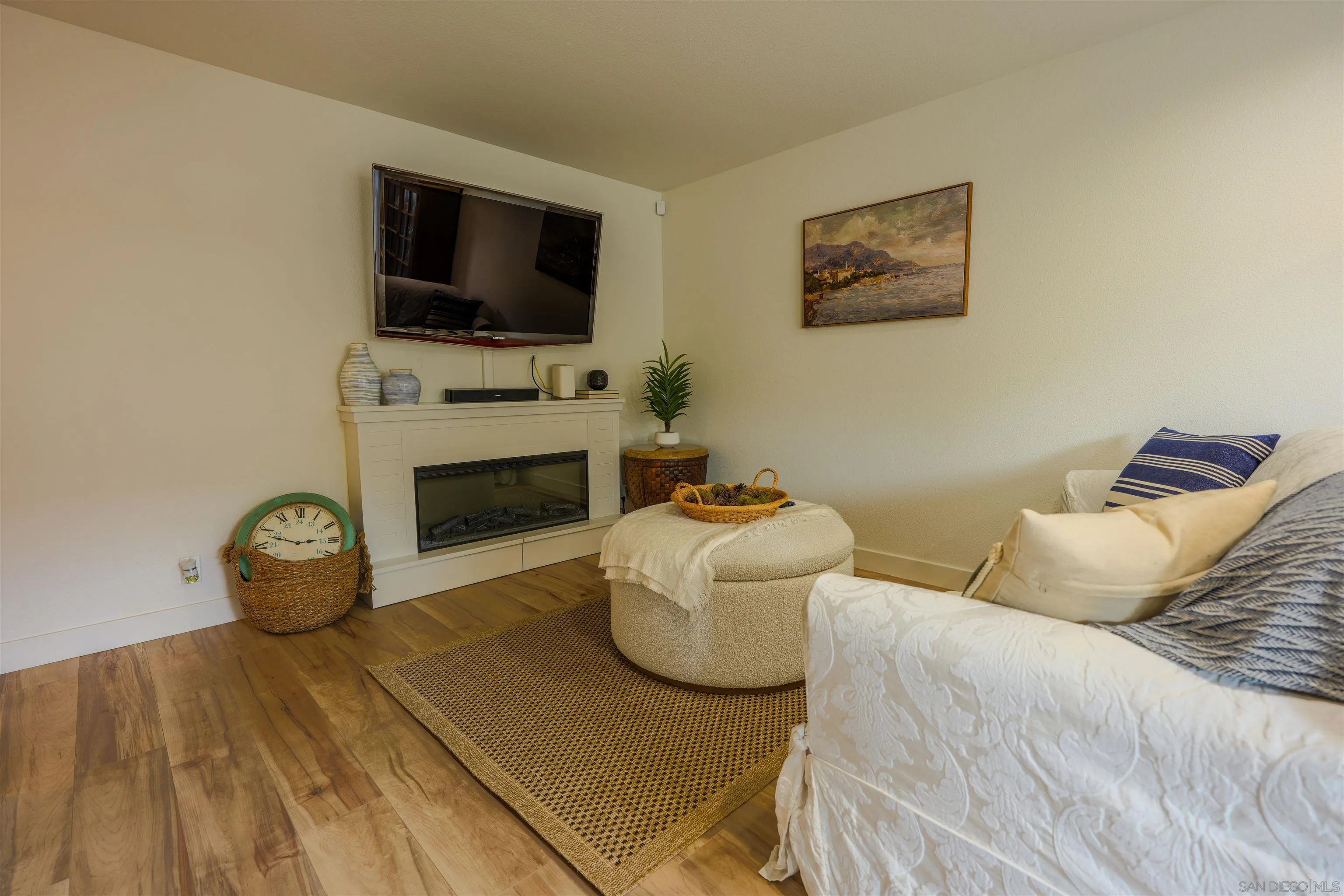 Photo #12: 260013830 Listing: Photo #12