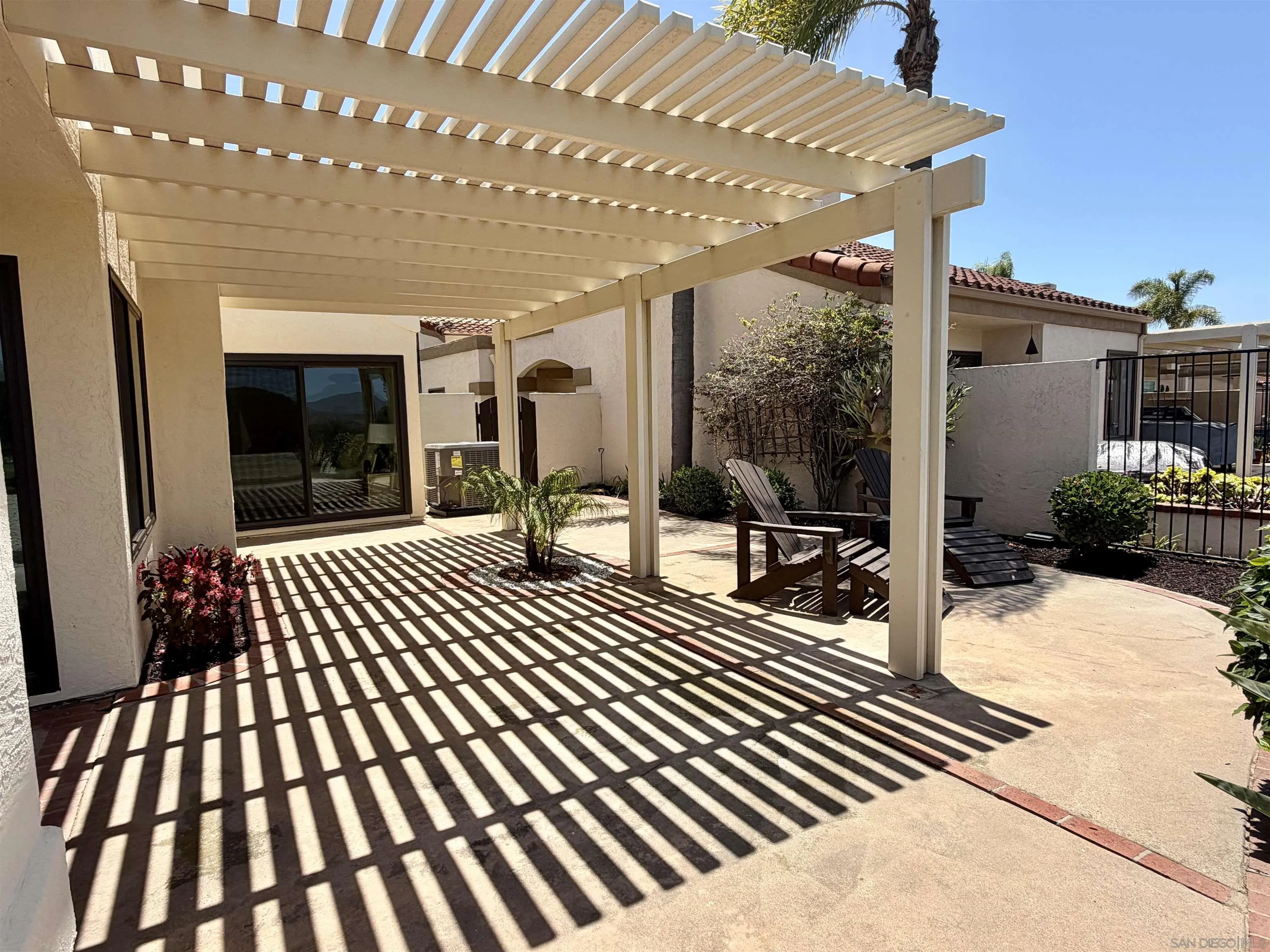 https://cdn.realtyfeed.com/cdn/127/260013833/18749fdc45871c204caff0490bf3c6a5.webp
