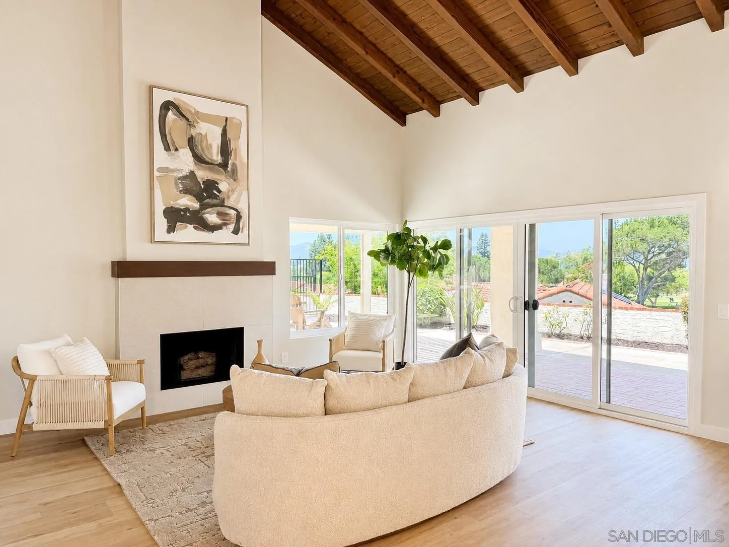 https://cdn.realtyfeed.com/cdn/127/260013833/4add92bd5ea2f6e9dfcd08dc918ee840.webp