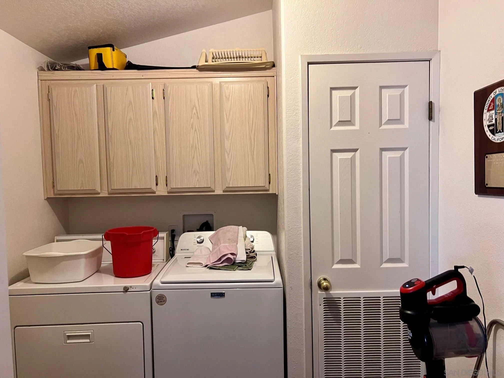 https://cdn.realtyfeed.com/cdn/127/260013834/1c9c47d332427680bc72c79d17a546c0.webp
