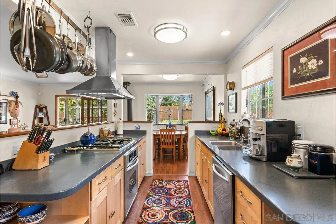 https://cdn.realtyfeed.com/cdn/127/260013837/1229aa800fac2c04b7dd468168b8c52b.webp