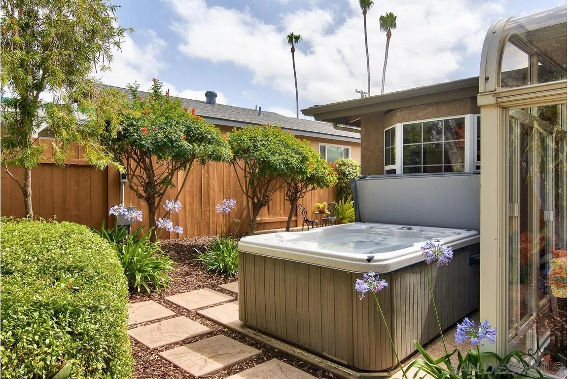 https://cdn.realtyfeed.com/cdn/127/260013837/8da6b790453106bfc1f42eed800e4836.webp