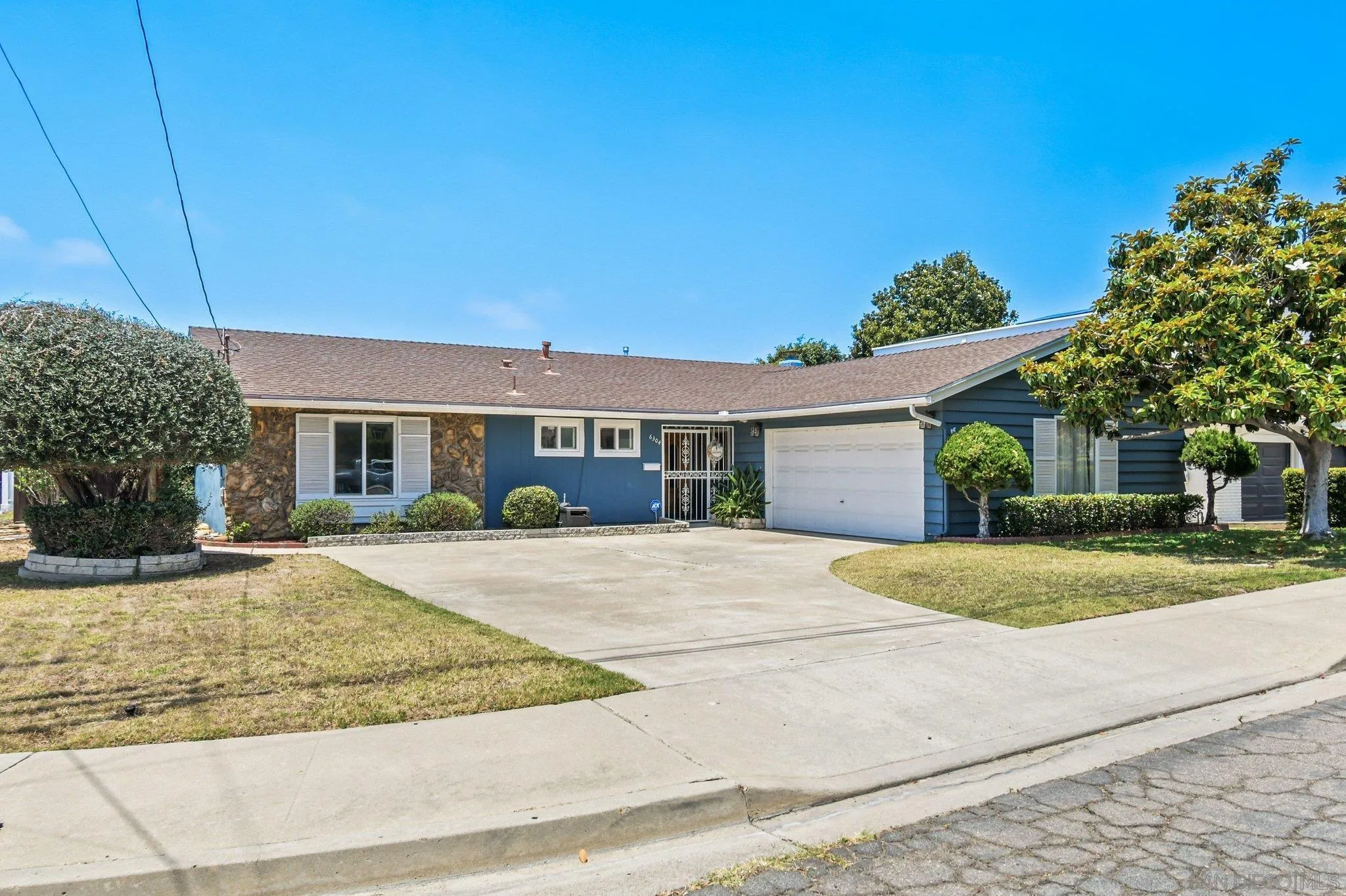 https://cdn.realtyfeed.com/cdn/127/260013838/74787a653398e16af0d80eb0aac317a5.webp