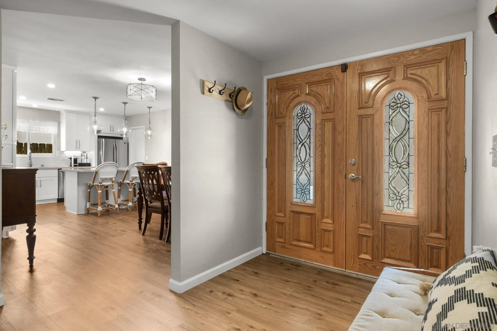 https://cdn.realtyfeed.com/cdn/127/260013838/b48eb25c99dc4d627cb08f605fbd1edb.webp