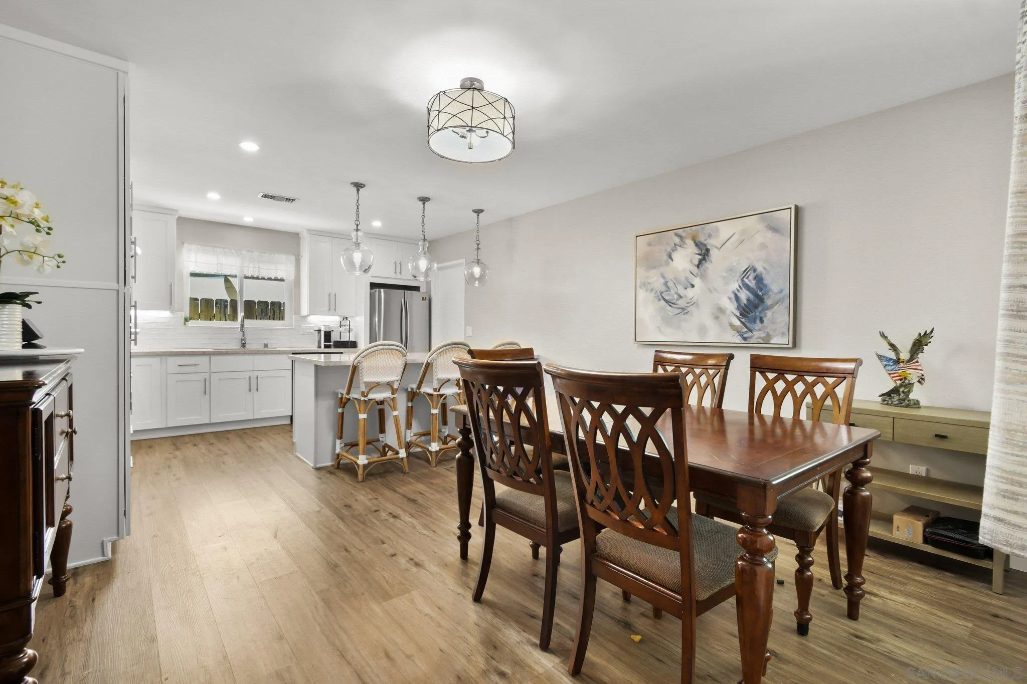 https://cdn.realtyfeed.com/cdn/127/260013838/dc941a15457bc18c3e8ff4d8401a9efe.webp