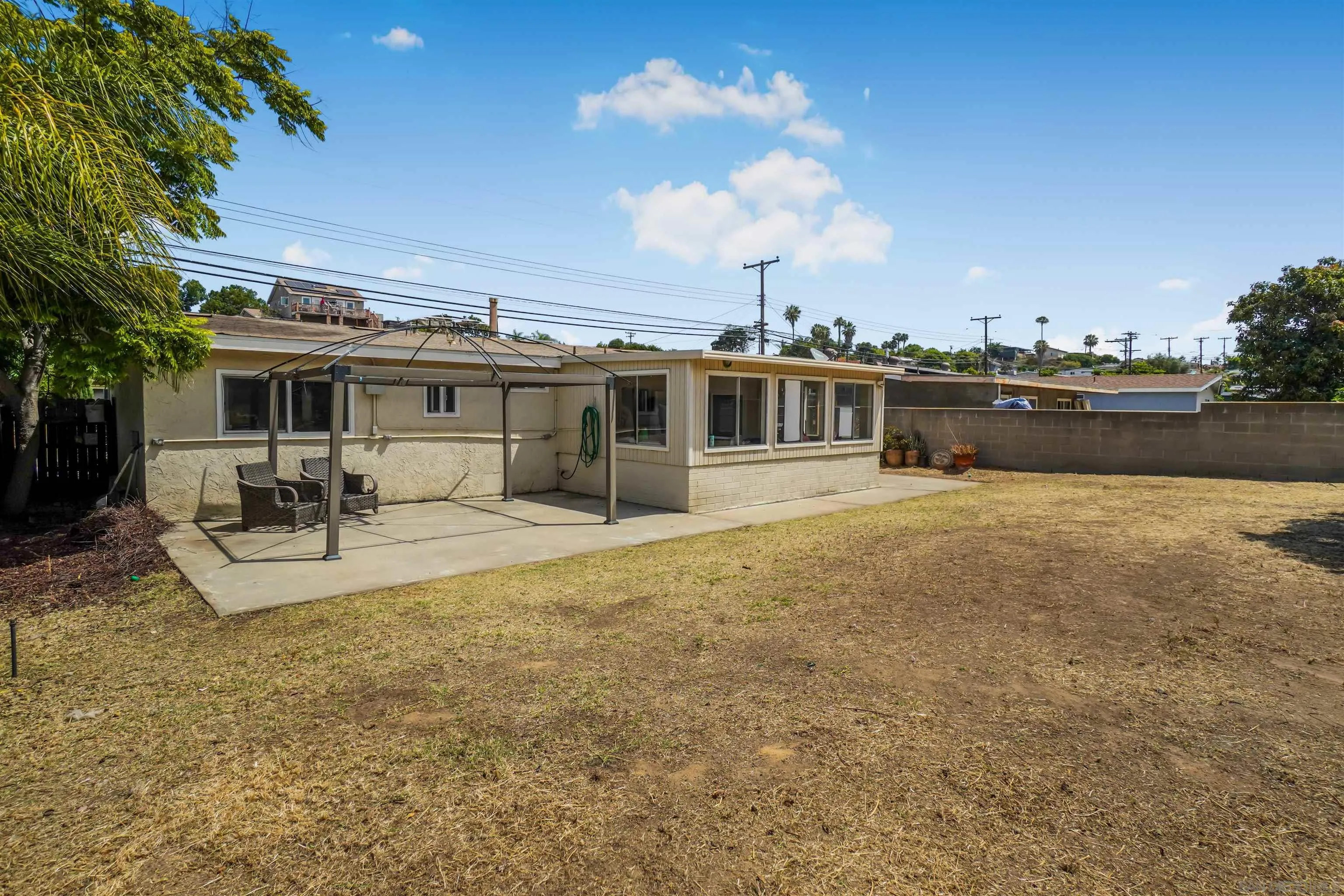 https://cdn.realtyfeed.com/cdn/127/260013839/f1460869e754798afd872e1857f88cc5.webp