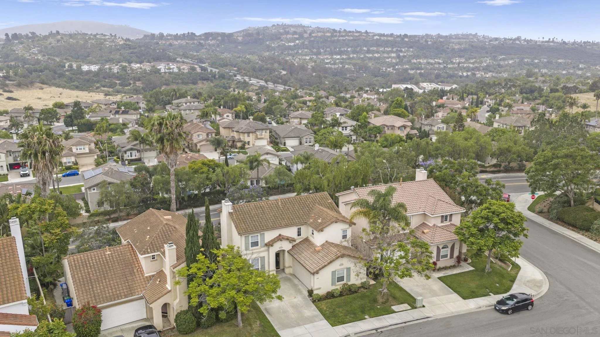 https://cdn.realtyfeed.com/cdn/127/260013843/07957dd6f183697944456afa2fe2f723.webp