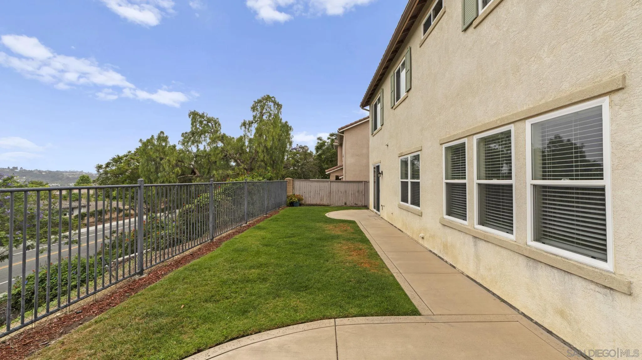 https://cdn.realtyfeed.com/cdn/127/260013843/453d18bc4fa19dc3ab7cda88a473675a.webp