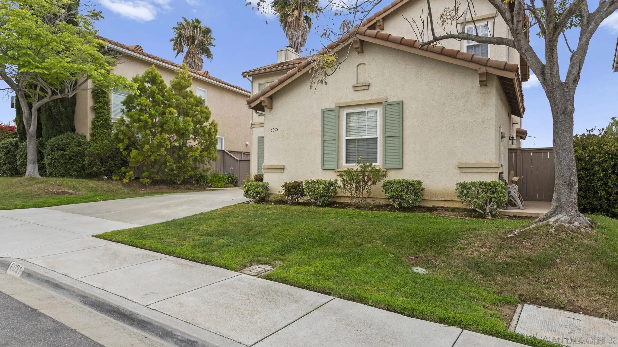 https://cdn.realtyfeed.com/cdn/127/260013843/cd8390be59c2441105c001a25092ceb5.webp