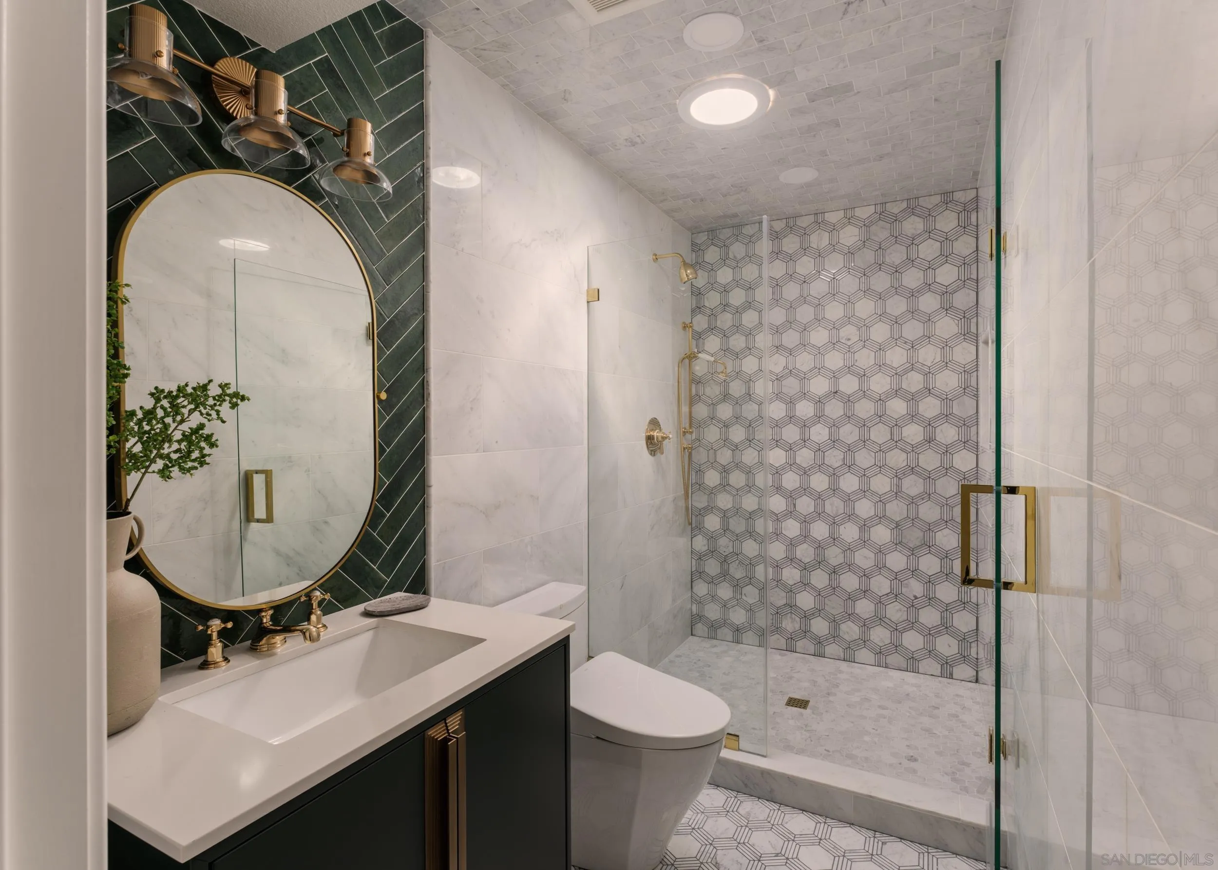 https://cdn.realtyfeed.com/cdn/127/260013845/cce720f085a598fffba0e19f45fe7033.webp