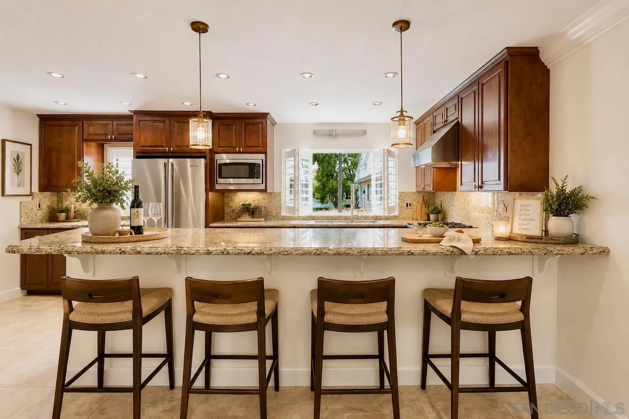 Photo #14: 260013849 Listing: Photo #14