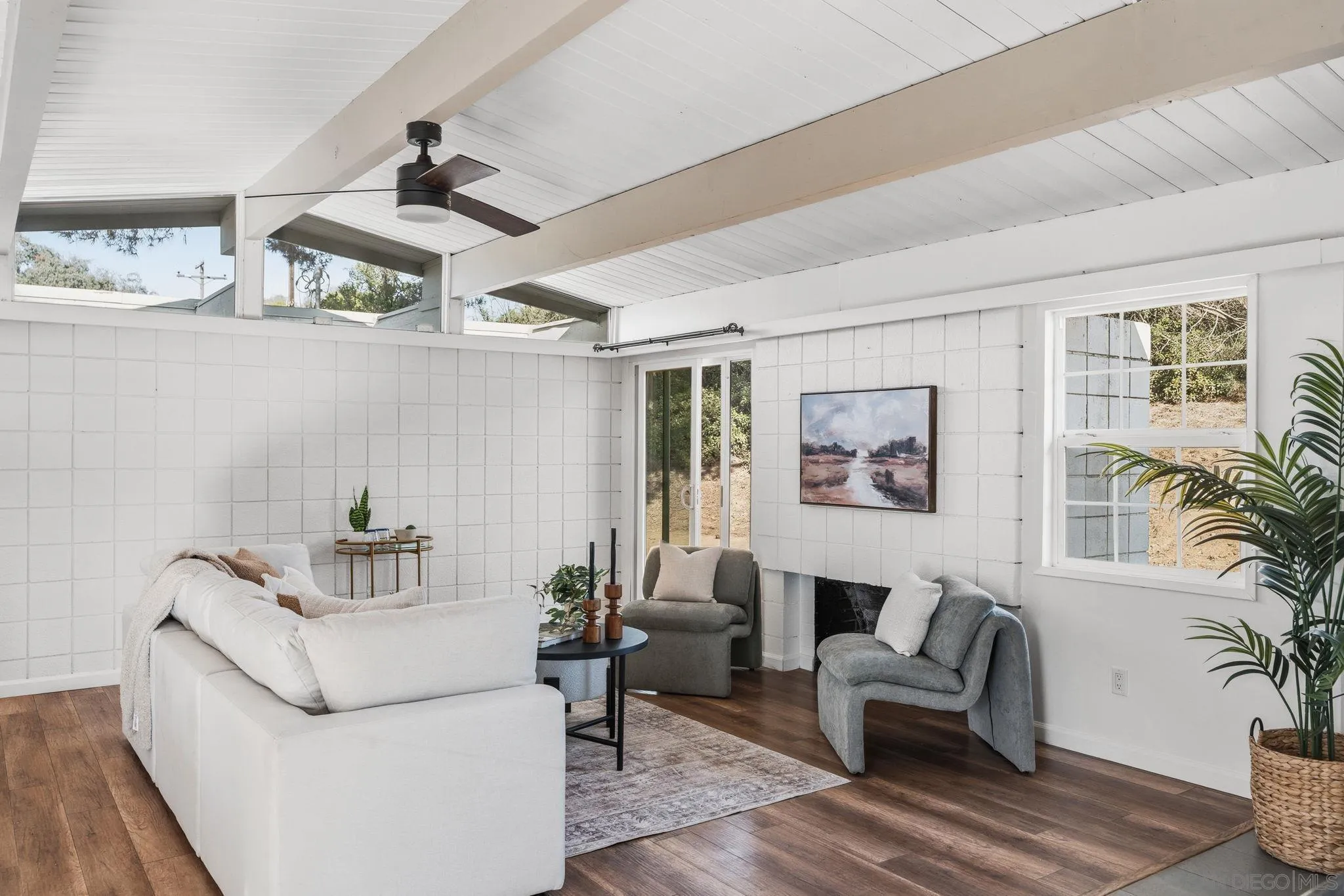 https://cdn.realtyfeed.com/cdn/127/260013851/4764f7f4f6004ab03ce36692b83da2fc.webp