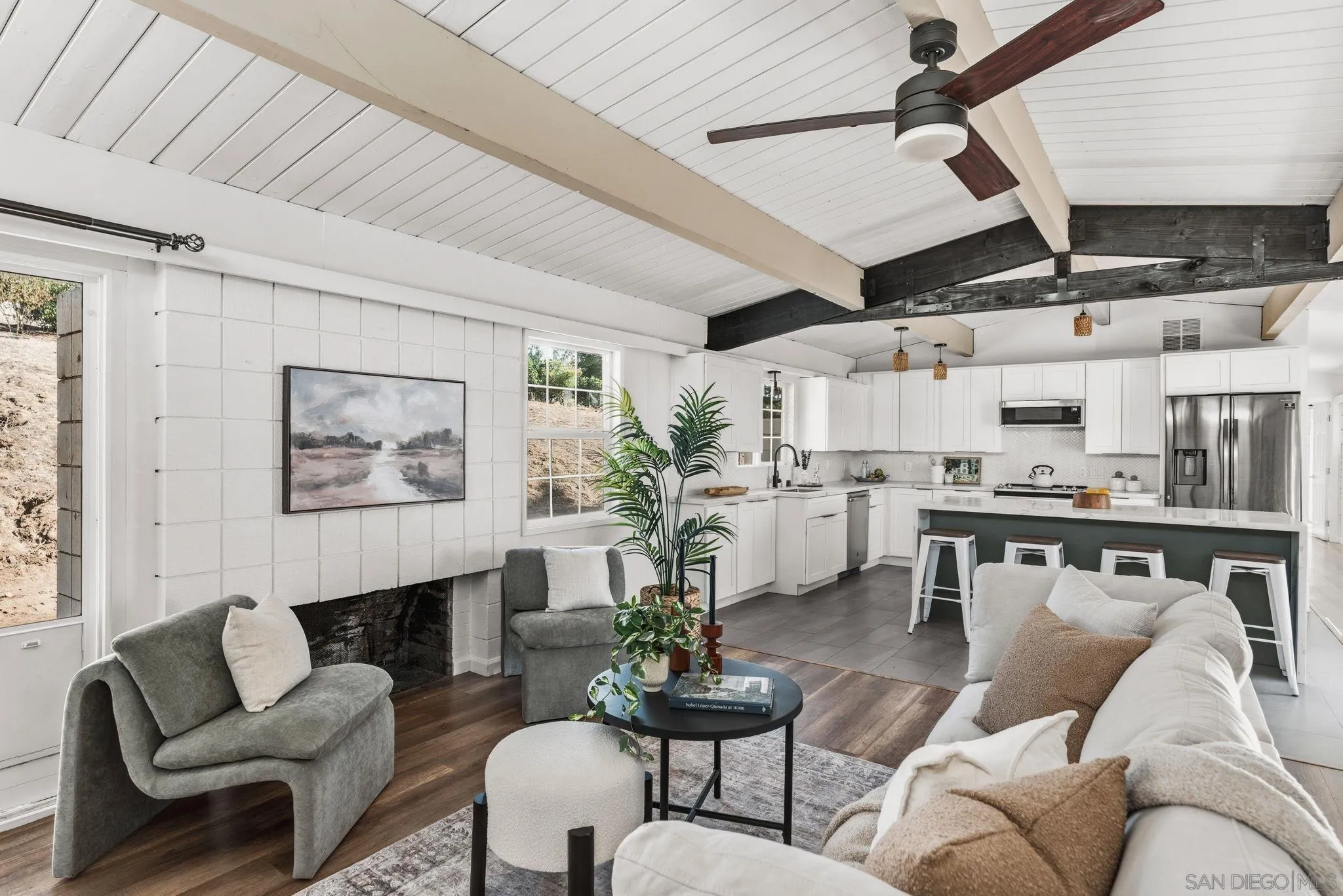 https://cdn.realtyfeed.com/cdn/127/260013851/62b899dbc1b59803a38f5fcc52784c0b.webp