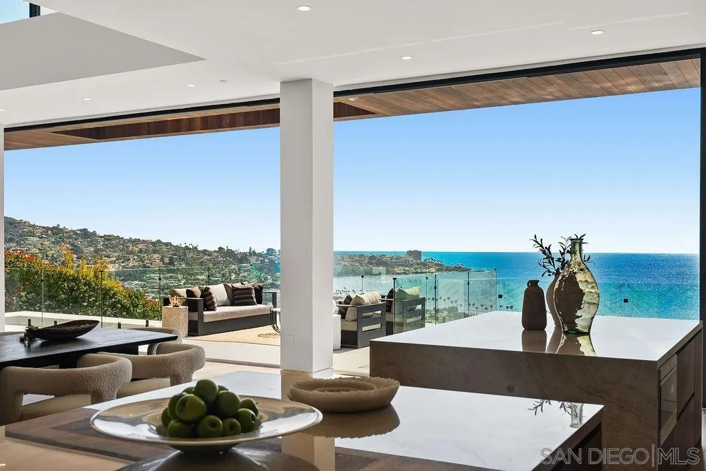 https://cdn.realtyfeed.com/cdn/127/260013853/16c89884216e37f46104e0898a93faeb.webp