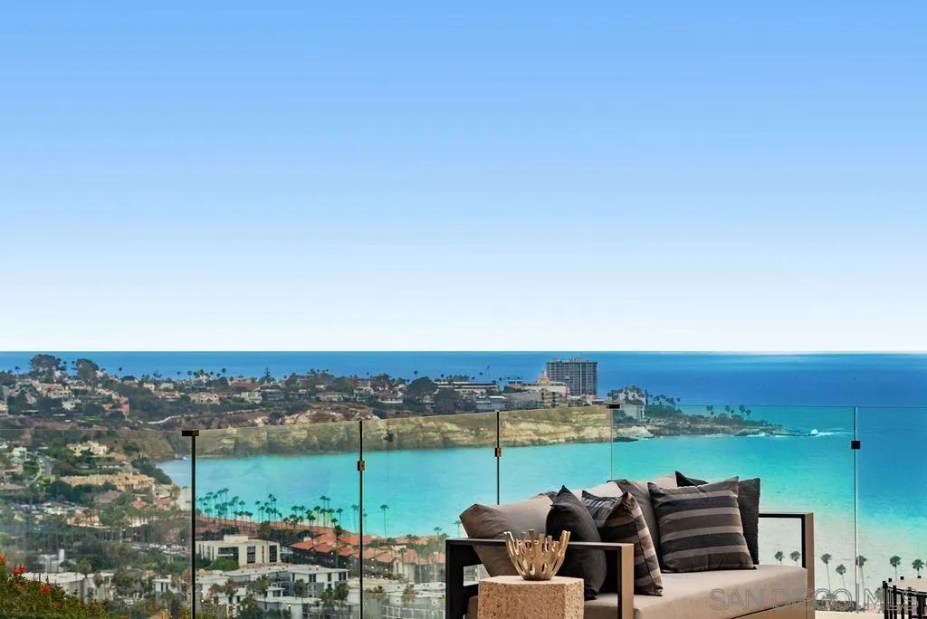 https://cdn.realtyfeed.com/cdn/127/260013853/35b127fe7a6559abbcbc2059c9b93576.webp