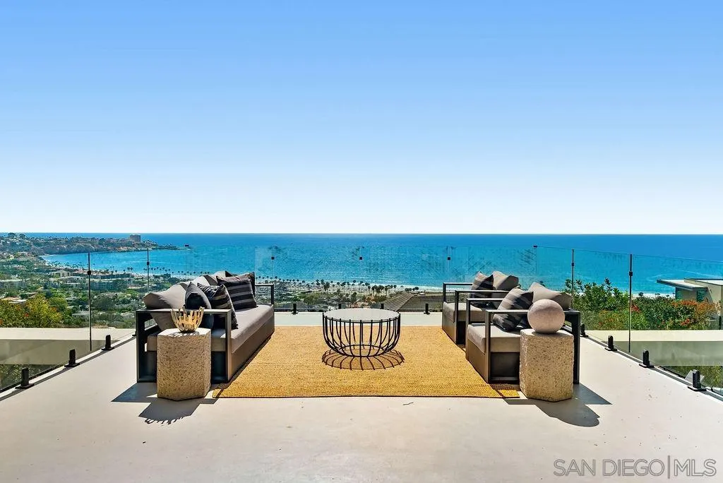 https://cdn.realtyfeed.com/cdn/127/260013853/38dd3f5a8d77b051adffd23e3080189b.webp