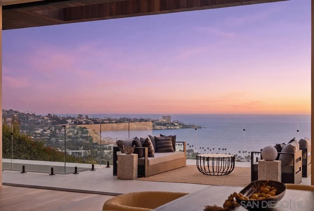 https://cdn.realtyfeed.com/cdn/127/260013853/ad9b9f34f8d30478e182f268ba7add58.webp