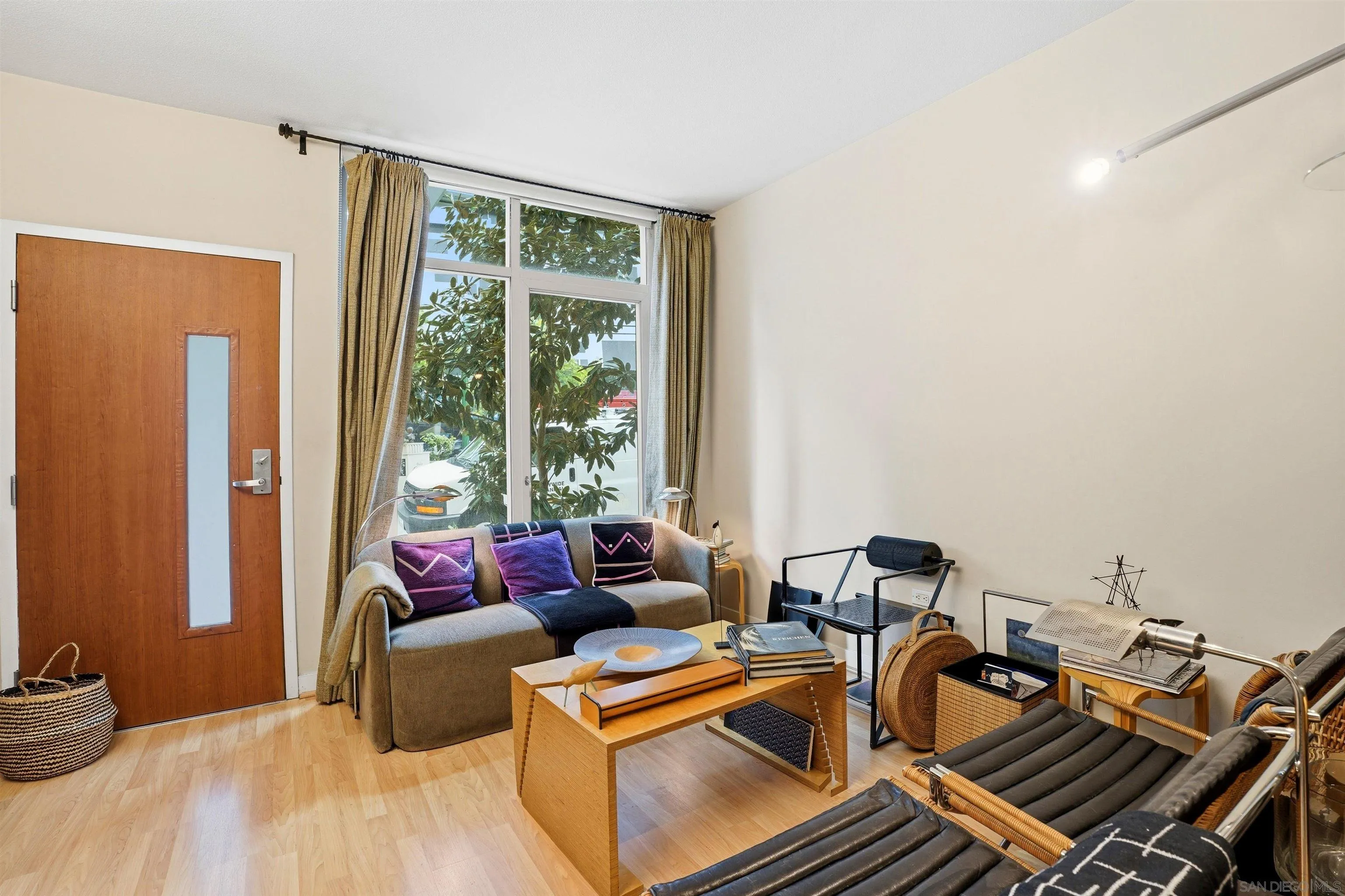 Photo #12: 260013854 Listing: Photo #12