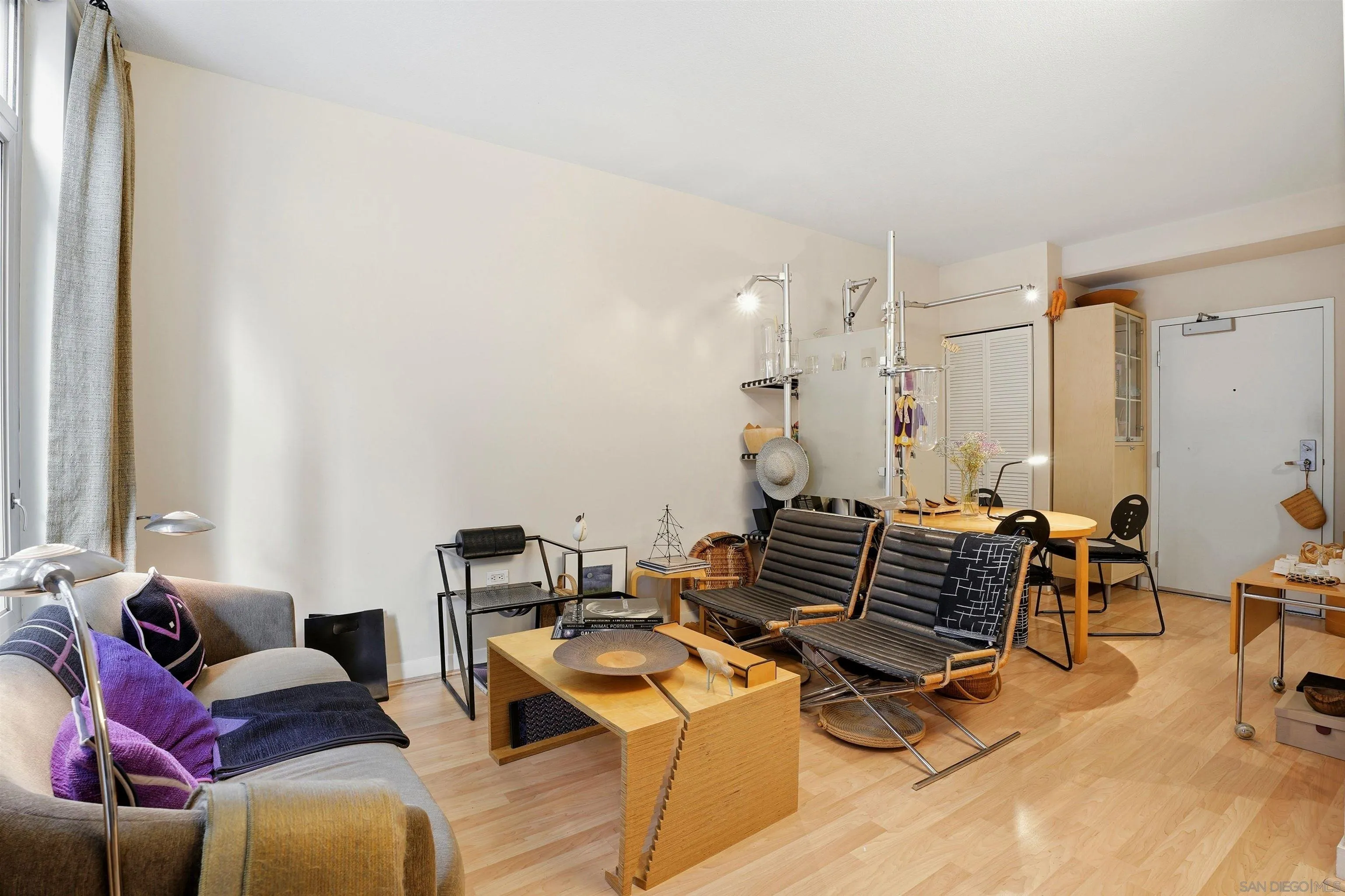 Photo #5: 260013854 Listing: Photo #5