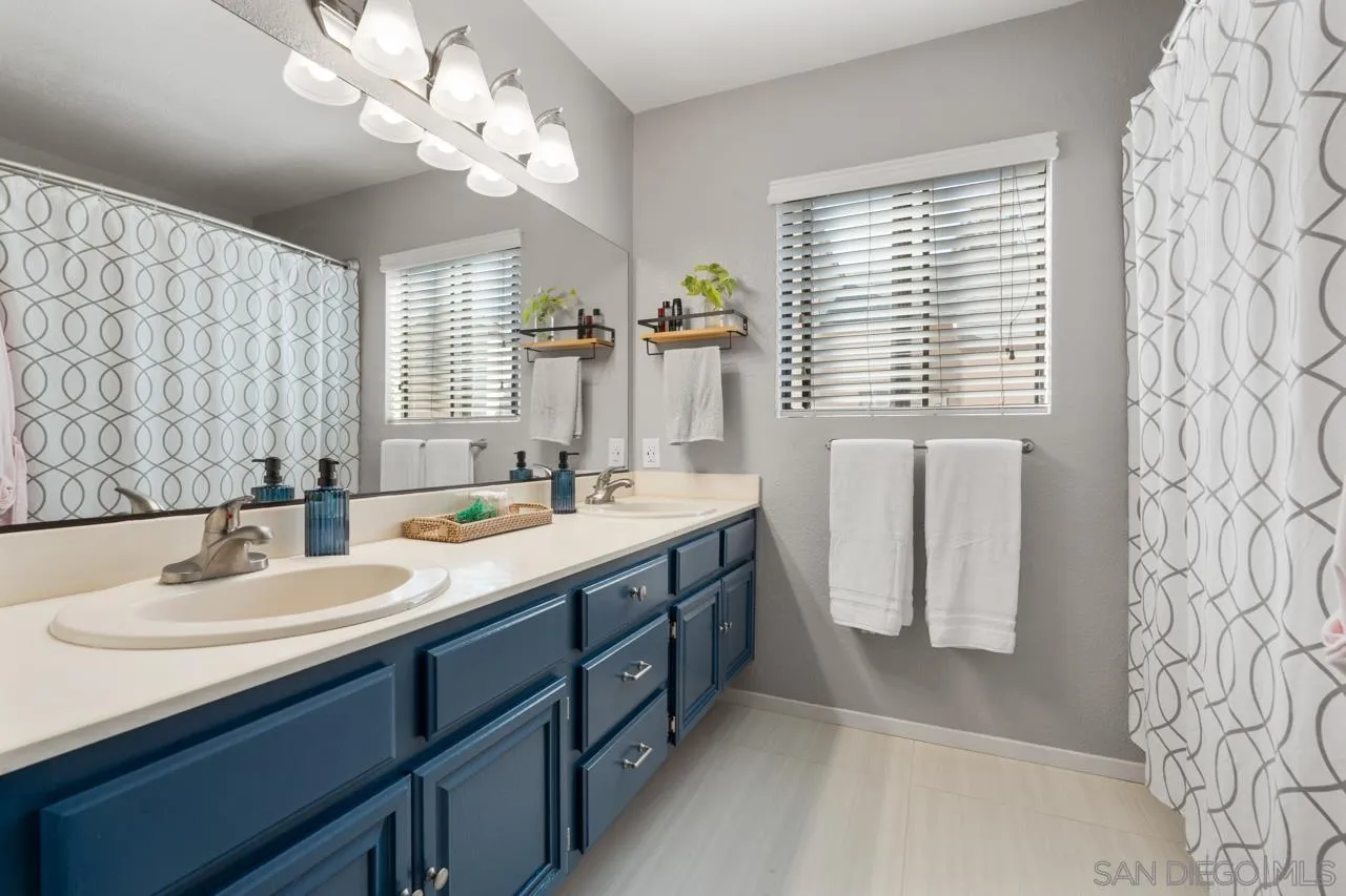 Photo #39: 260013856 Listing: Photo #39
