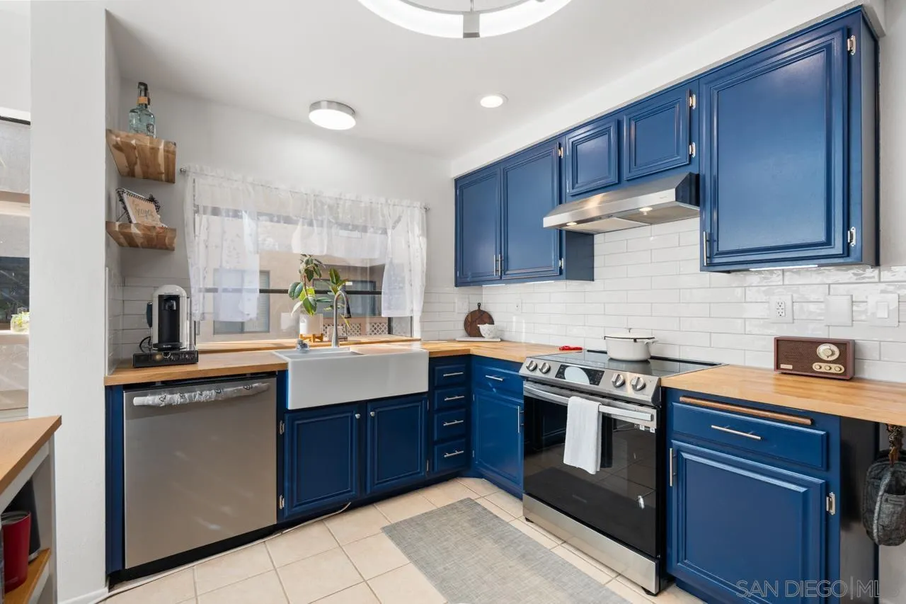 Photo #19: 260013856 Listing: Photo #19