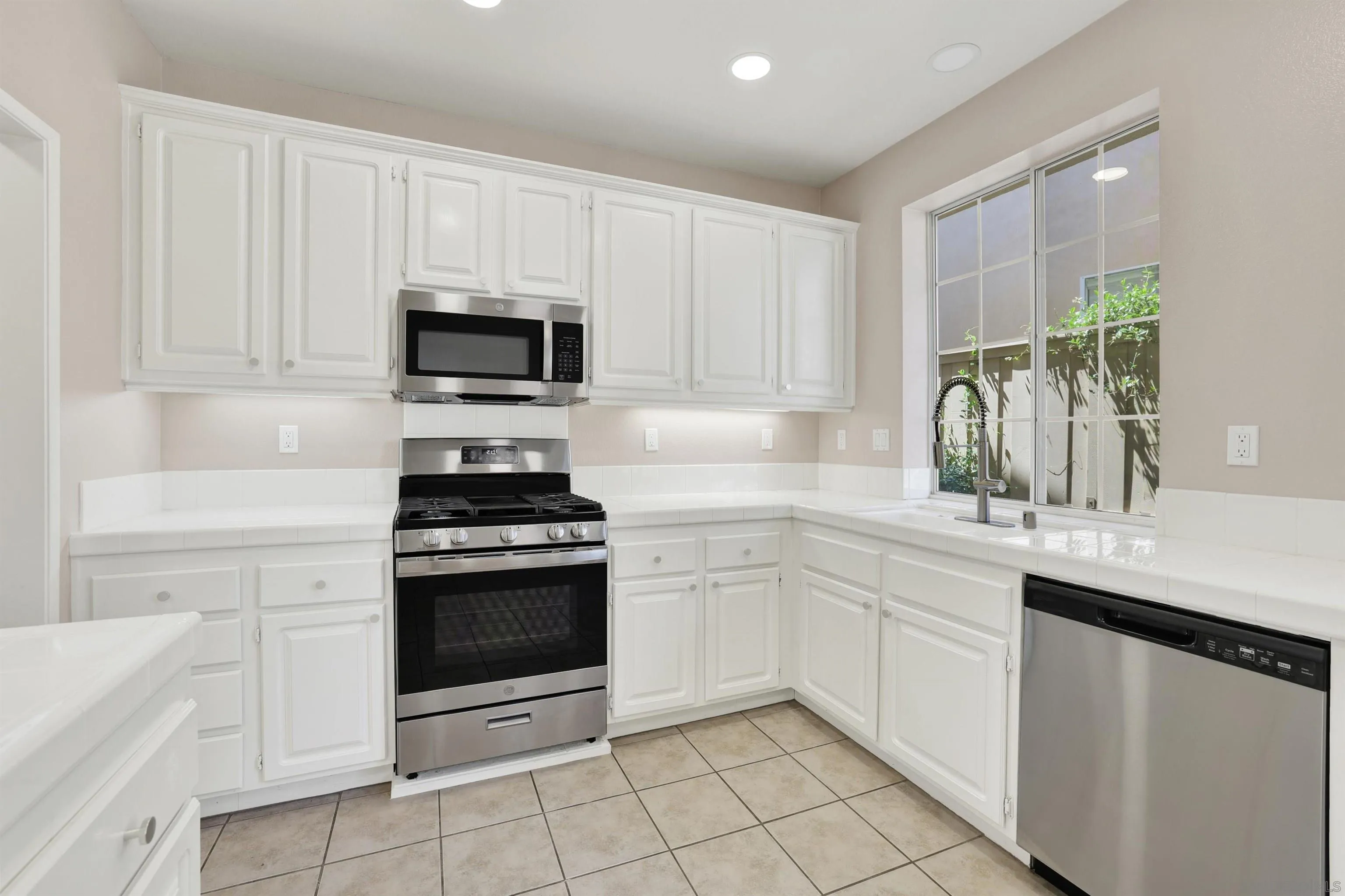Photo #19: 260013858 Listing: Photo #19