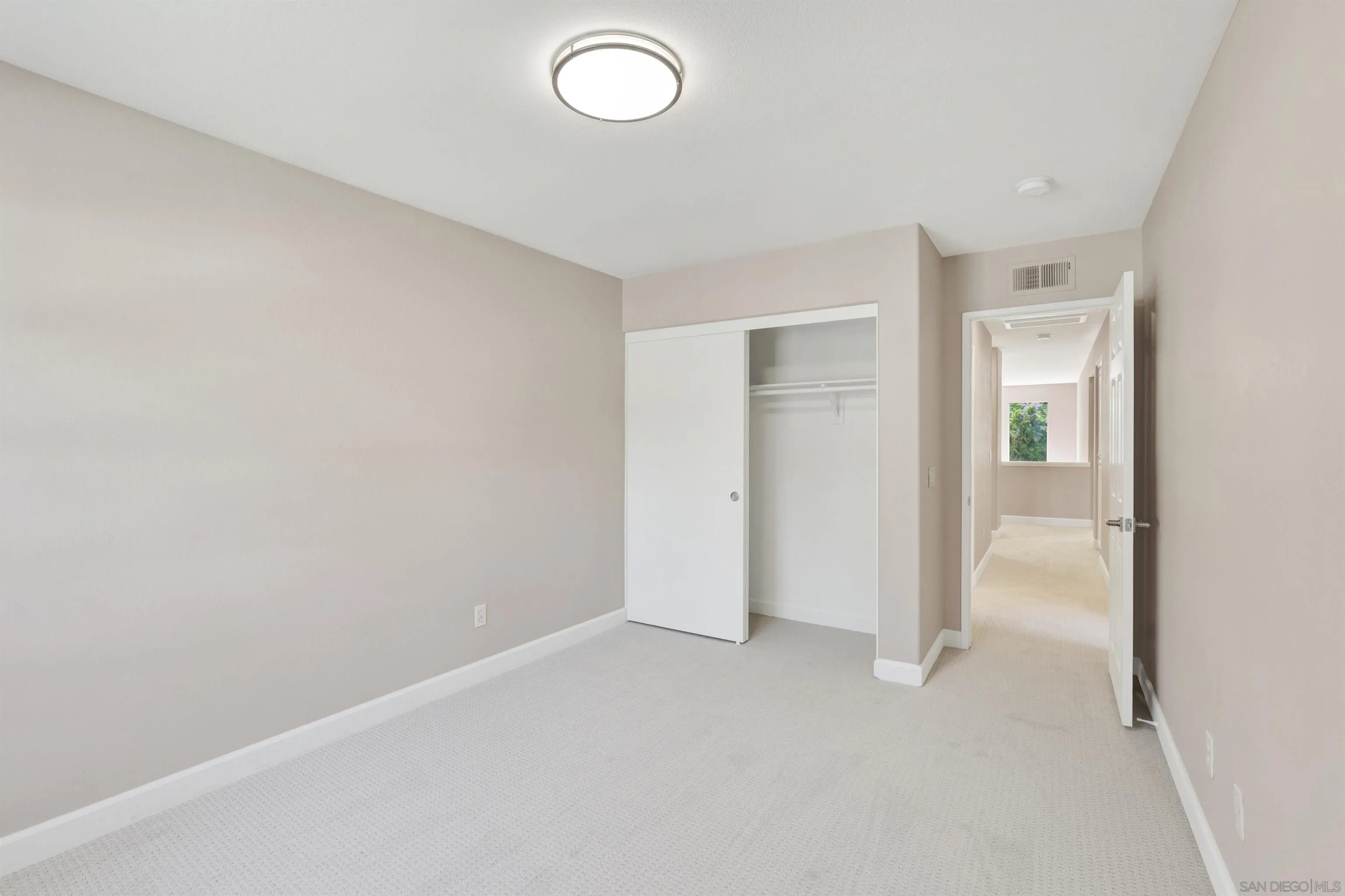 Photo #20: 260013858 Listing: Photo #20