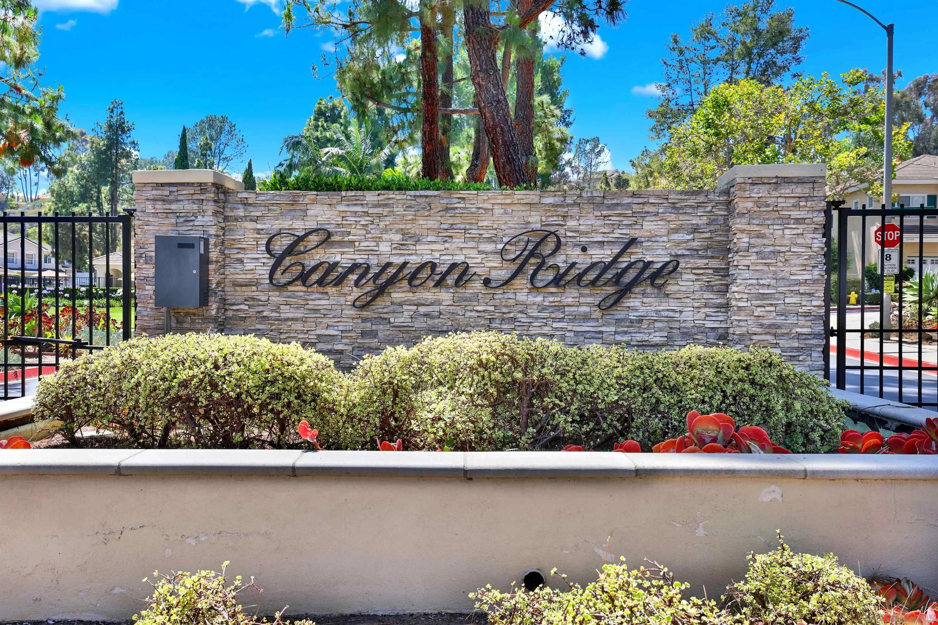 https://cdn.realtyfeed.com/cdn/127/260013858/e4e8b4902542dbcd5544de0612b54d01.webp