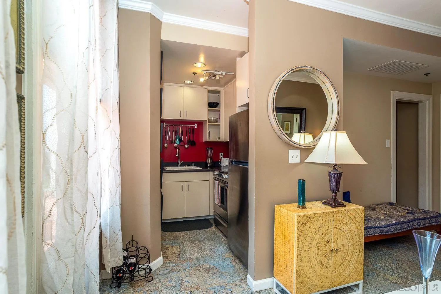 https://cdn.realtyfeed.com/cdn/127/260013859/0c6d3b4e199e14b4005bc0d4a3a842eb.webp