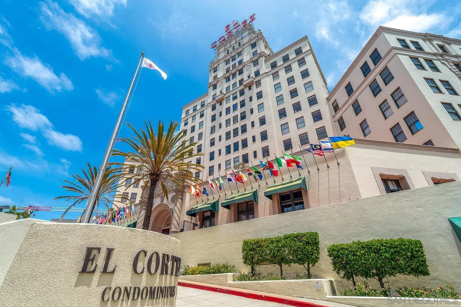 https://cdn.realtyfeed.com/cdn/127/260013859/198ec065429b9e006baa90a129214fa1.webp