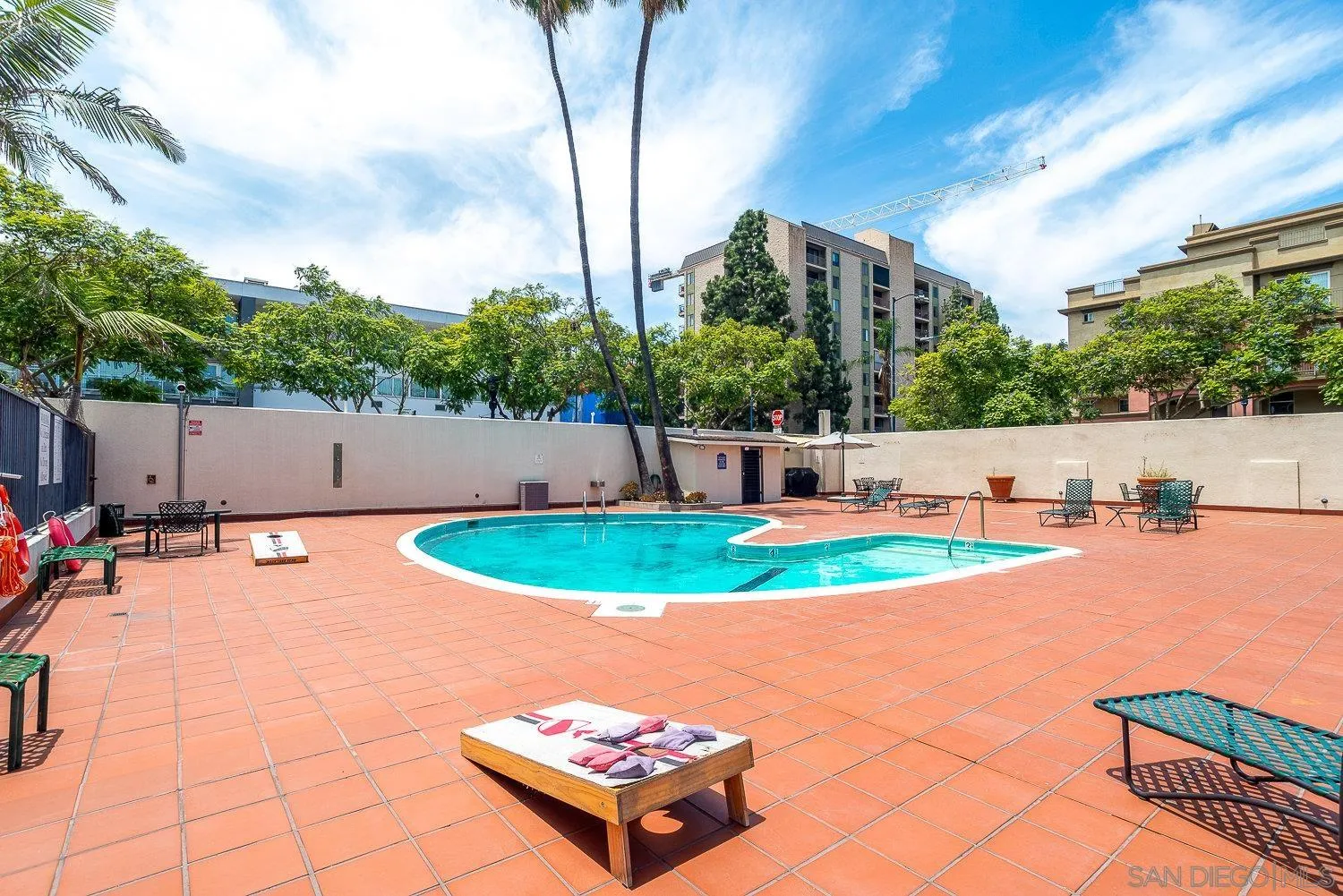 https://cdn.realtyfeed.com/cdn/127/260013859/2ec587eab9ffebc432016b5eb7ff732a.webp
