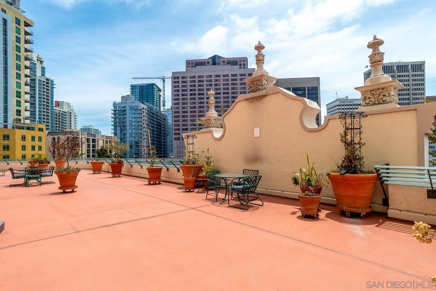 https://cdn.realtyfeed.com/cdn/127/260013859/3798eb0c13bd3c2dee15425bba81539f.webp