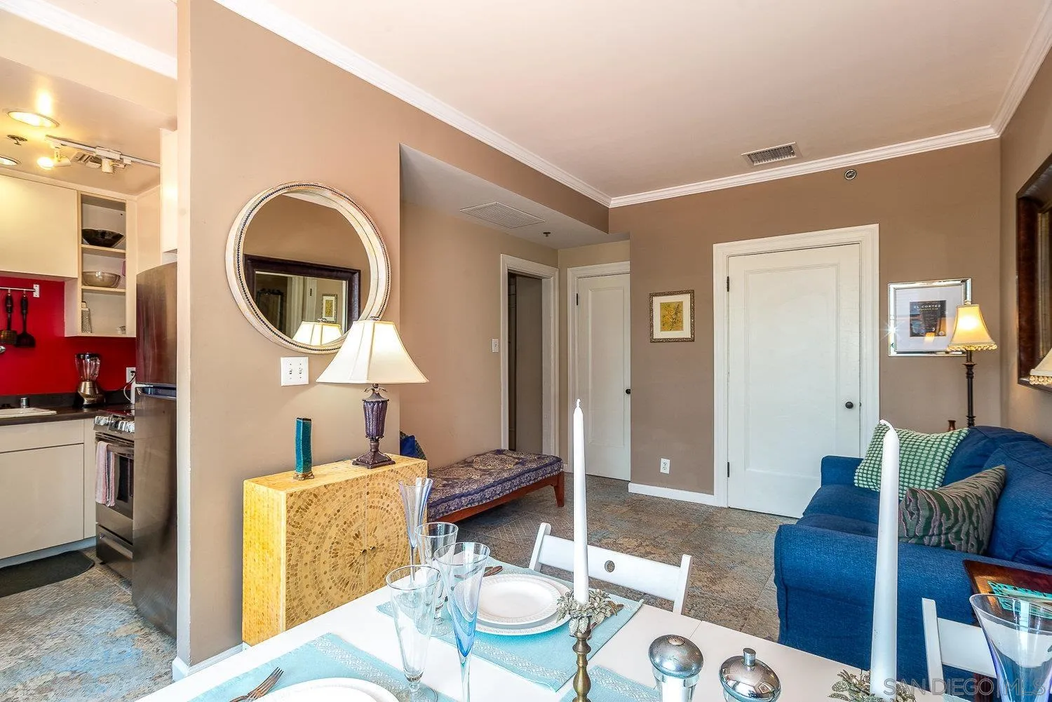 https://cdn.realtyfeed.com/cdn/127/260013859/73f6c88e165884915e33bc7f9072c976.webp