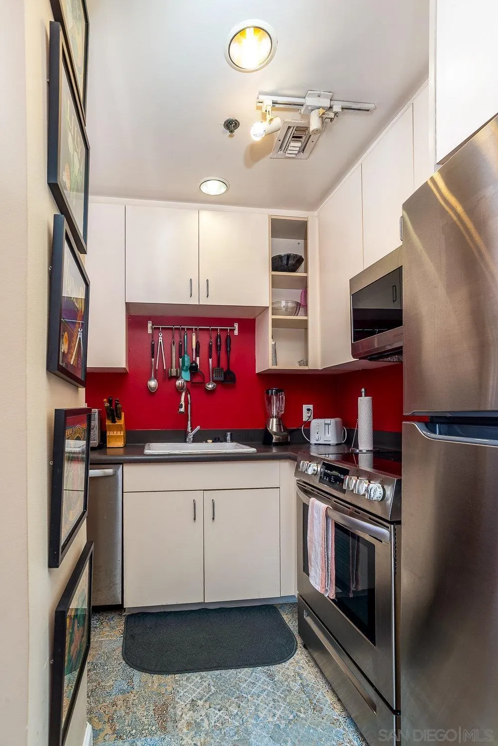 https://cdn.realtyfeed.com/cdn/127/260013859/ea3834496c5c505d6392a104f950839a.webp