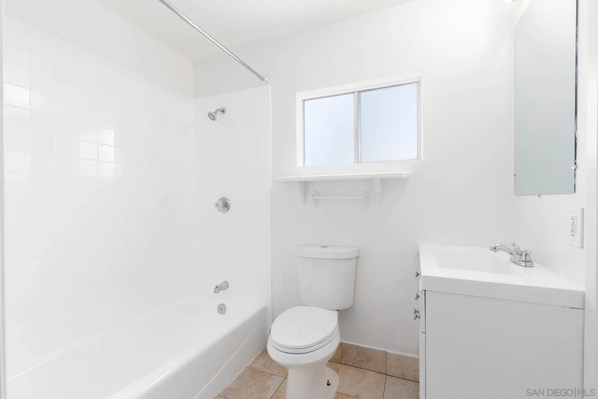 https://cdn.realtyfeed.com/cdn/127/260013863/4f3795114585bfe2e44eab333304a20c.webp