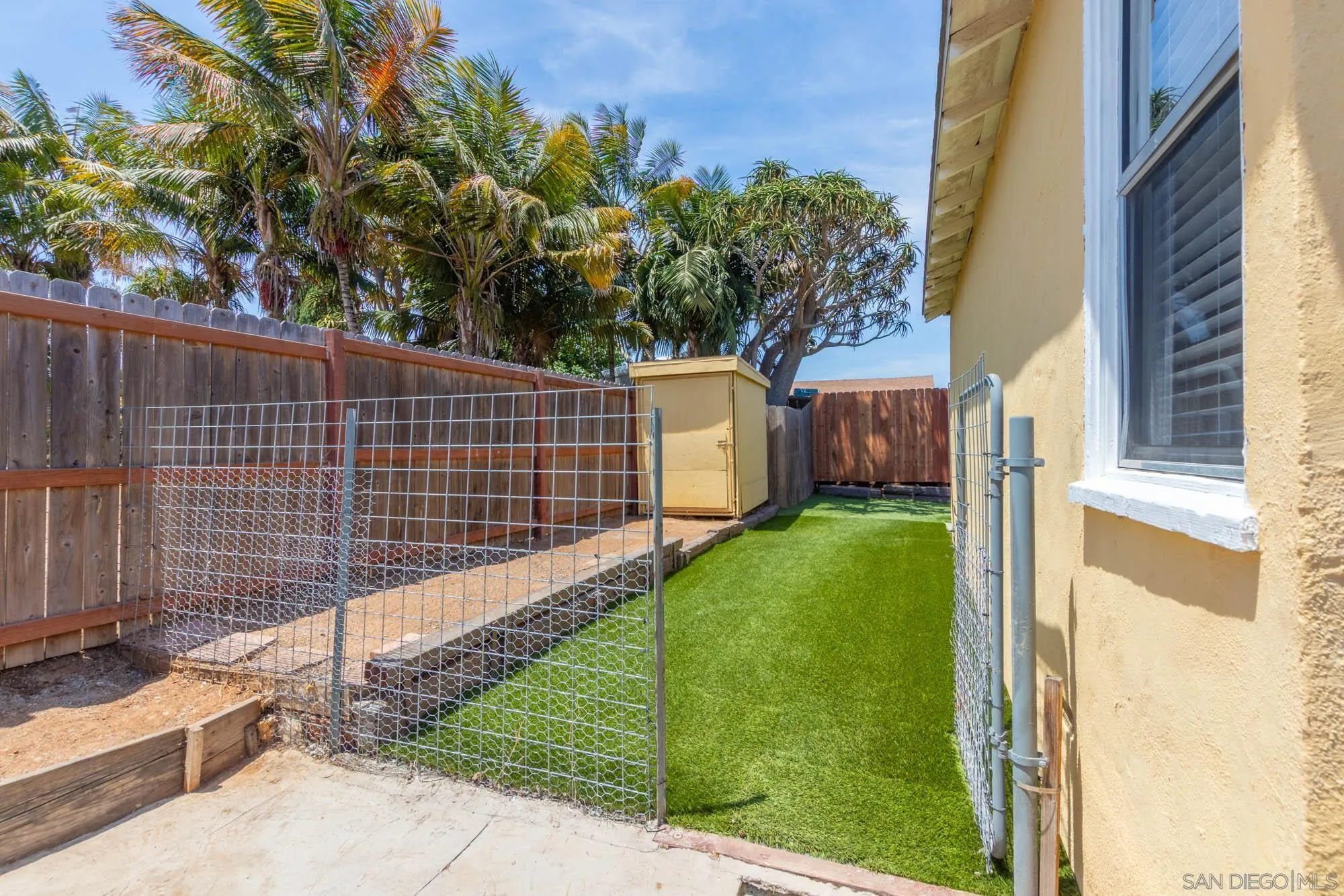 https://cdn.realtyfeed.com/cdn/127/260013863/4ff9a2ee1615d998ea83e2886e518299.webp
