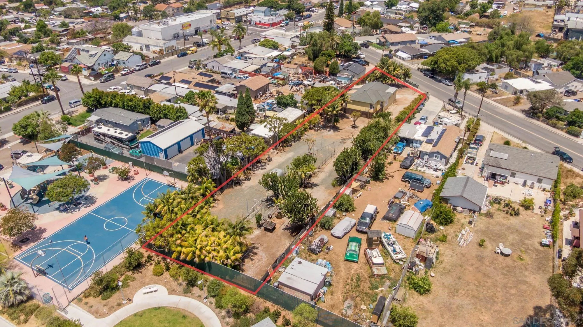 https://cdn.realtyfeed.com/cdn/127/260013863/cb1a79684f2454b17873b2acd202d58f.webp