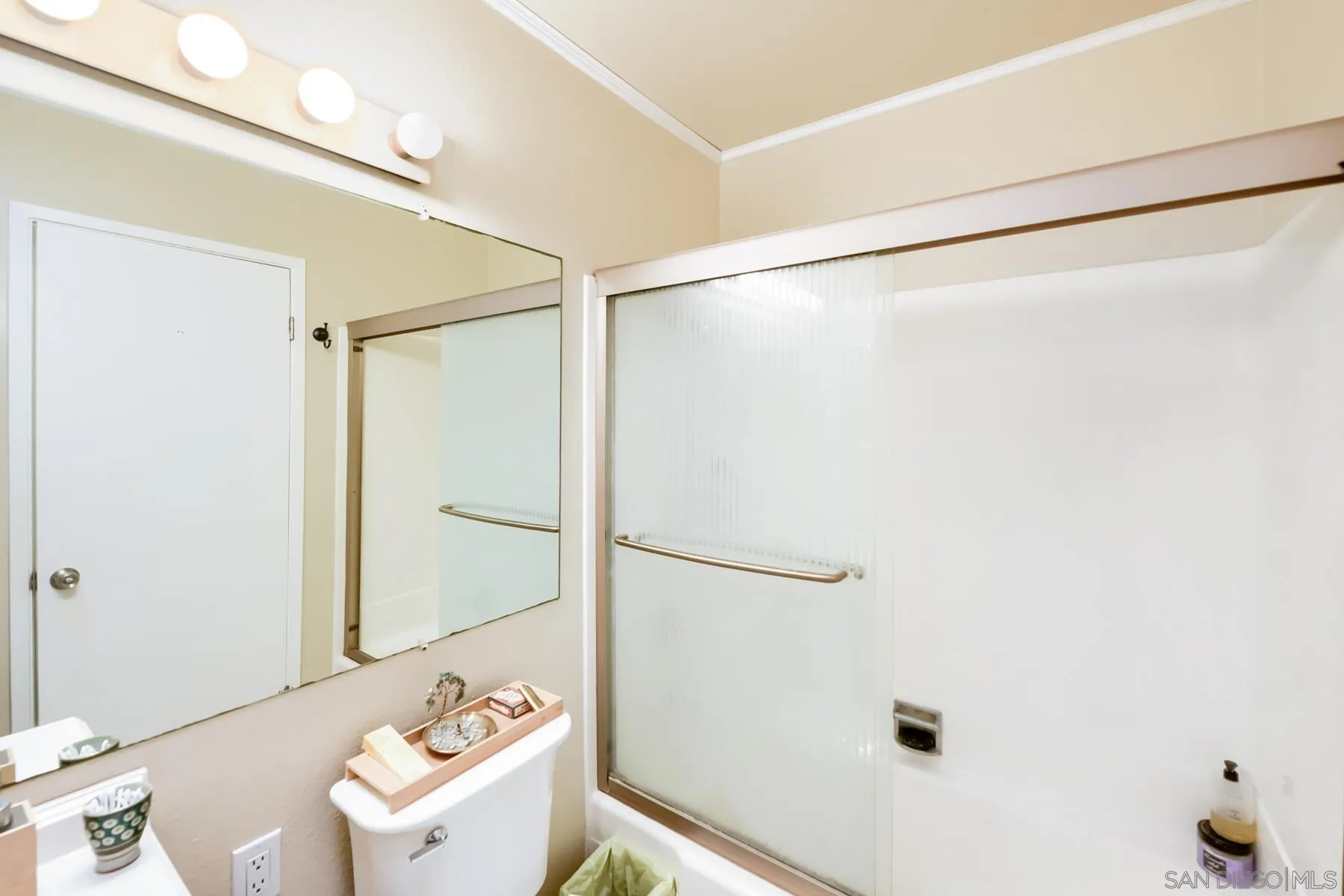 Photo #12: 260013866 Listing: Photo #12